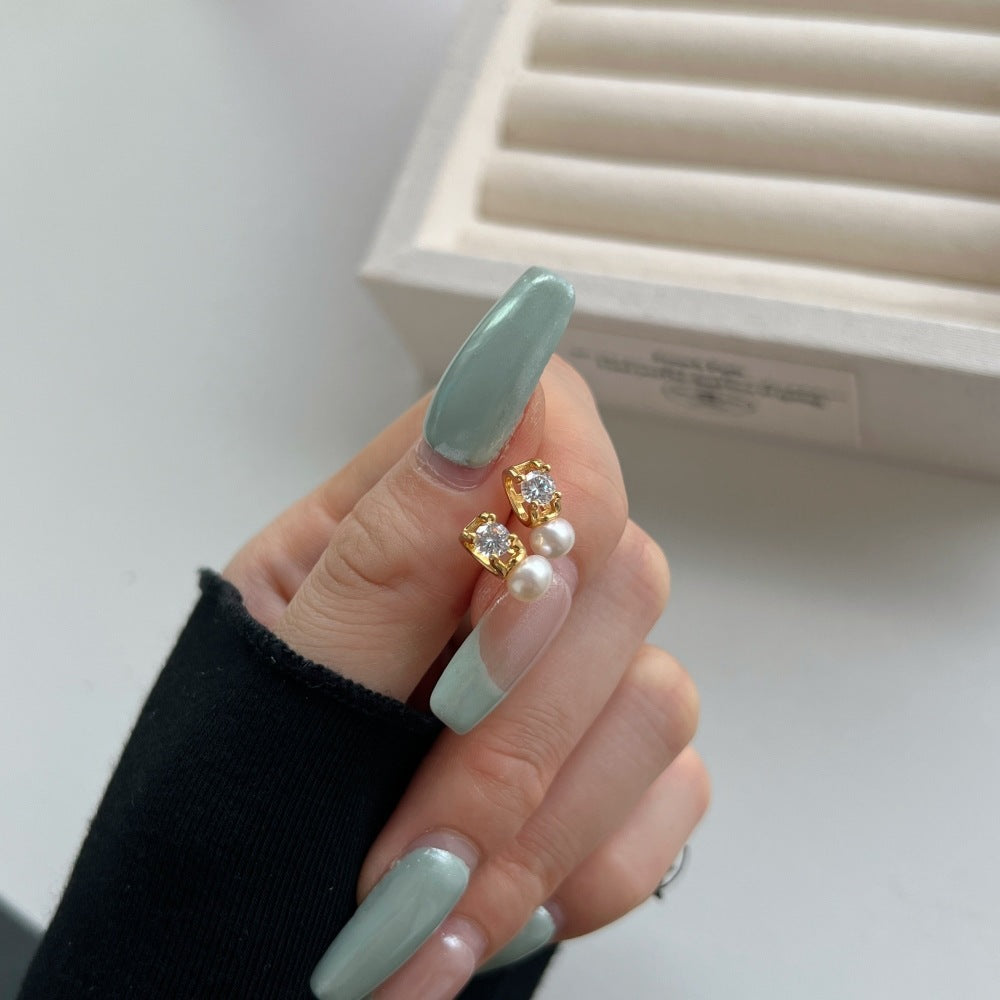 High-grade Shell Pearls Sterling Silver Ear Clip Personalized Circle Earrings For Women