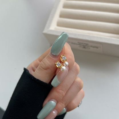 High-grade Shell Pearls Sterling Silver Ear Clip Personalized Circle Earrings For Women